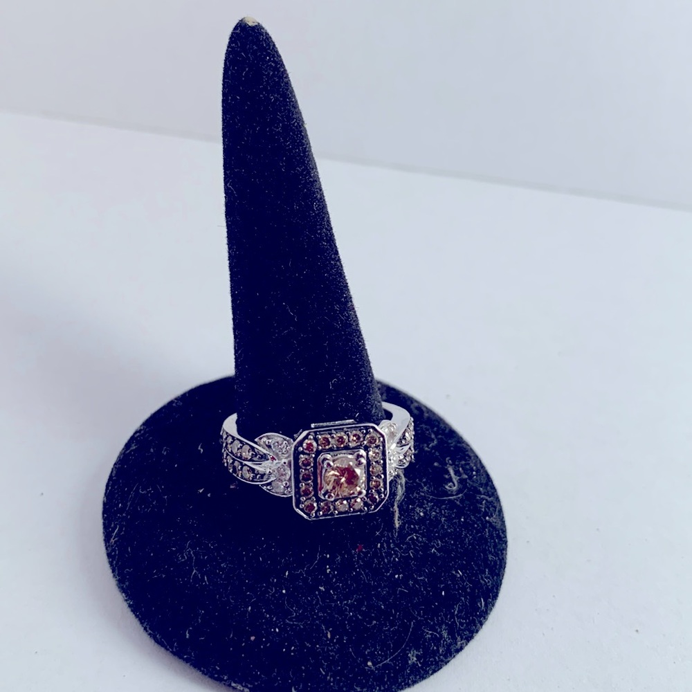 Le Vian 14k White Gold Ring with Diamonds Size 6.5